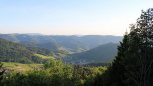 Dieses Bild zeigt eine Webcam-Aufnahme vom Achertal, aufgenommen am Samstag, den 23.05.2026 um 20:00 Uhr. Die Temperatur betrug 25.8°C.