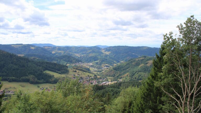 Dieses Bild zeigt eine Webcam-Aufnahme vom Achertal, aufgenommen am Samstag, den 29.08.2026 um 12:40 Uhr. Die Temperatur betrug 20.6°C.