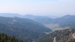 Dieses Bild zeigt eine Webcam-Aufnahme vom Achertal, aufgenommen am Donnerstag, den 19.03.2026 um 13:40 Uhr. Die Temperatur betrug 9.2°C.