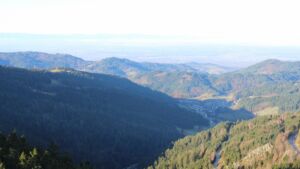 Dieses Bild zeigt eine Webcam-Aufnahme vom Achertal, aufgenommen am Dienstag, den 09.12.2025 um 10:10 Uhr. Die Temperatur betrug 10.5°C.