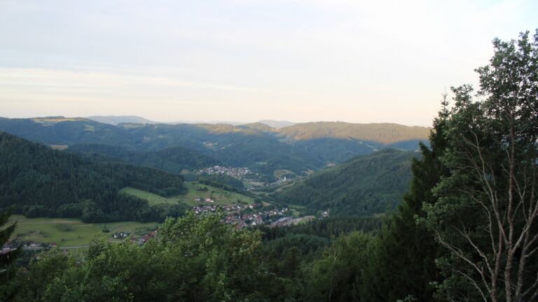 Dieses Bild zeigt eine Webcam-Aufnahme vom Achertal, aufgenommen am Dienstag, den 21.07.2026 um 06:20 Uhr. Die Temperatur betrug 11.3°C.