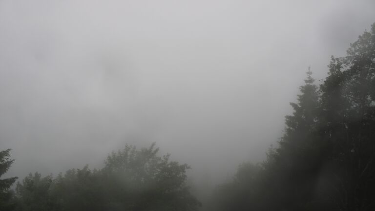 Dieses Bild zeigt eine Webcam-Aufnahme vom Achertal, aufgenommen am Freitag, den 12.06.2026 um 07:30 Uhr. Die Temperatur betrug 8.7°C.