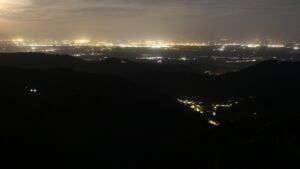 Dieses Bild zeigt eine Webcam-Aufnahme vom Achertal, aufgenommen am Mittwoch, den 29.04.2026 um 04:30 Uhr. Die Temperatur betrug 7.2°C.