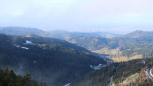 Dieses Bild zeigt eine Webcam-Aufnahme vom Achertal, aufgenommen am Donnerstag, den 15.01.2026 um 11:30 Uhr. Die Temperatur betrug 4.3°C.