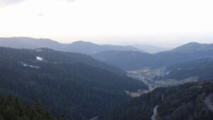 Dieses Bild zeigt eine Webcam-Aufnahme vom Achertal, aufgenommen am Samstag, den 07.02.2026 um 16:20 Uhr. Die Temperatur betrug 8.7°C.