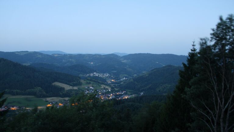 Dieses Bild zeigt eine Webcam-Aufnahme vom Achertal, aufgenommen am Mittwoch, den 24.06.2026 um 04:40 Uhr. Die Temperatur betrug 24°C.