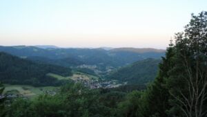 Dieses Bild zeigt eine Webcam-Aufnahme vom Achertal, aufgenommen am Donnerstag, den 28.05.2026 um 06:00 Uhr. Die Temperatur betrug 17.2°C.