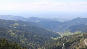 Dieses Bild zeigt eine Webcam-Aufnahme vom Achertal, aufgenommen am Sonntag, den 19.04.2026 um 15:20 Uhr. Die Temperatur betrug 7.8°C.