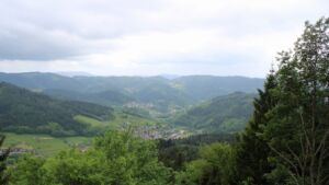Dieses Bild zeigt eine Webcam-Aufnahme vom Achertal, aufgenommen am Mittwoch, den 20.05.2026 um 15:40 Uhr. Die Temperatur betrug 12.9°C.