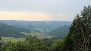 Dieses Bild zeigt eine Webcam-Aufnahme vom Achertal, aufgenommen am Samstag, den 18.07.2026 um 14:10 Uhr. Die Temperatur betrug 20.9°C.