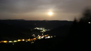 Dieses Bild zeigt eine Webcam-Aufnahme vom Achertal, aufgenommen am Samstag, den 30.05.2026 um 03:40 Uhr. Die Temperatur betrug 18.1°C.