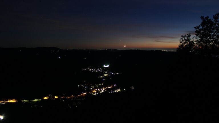 Dieses Bild zeigt eine Webcam-Aufnahme vom Achertal, aufgenommen am Mittwoch, den 14.10.2026 um 19:50 Uhr. Die Temperatur betrug 14°C.