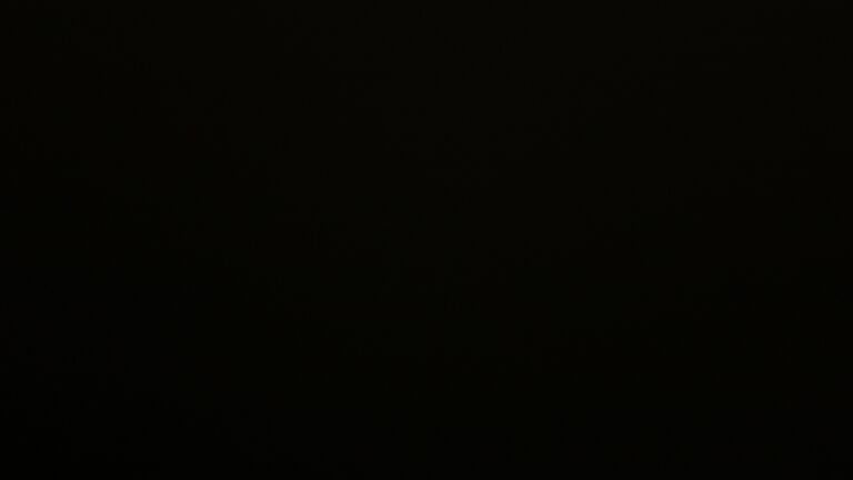 Dieses Bild zeigt eine Webcam-Aufnahme vom Achertal, aufgenommen am Dienstag, den 23.09.2025 um 04:00 Uhr. Die Temperatur betrug 4.4°C.
