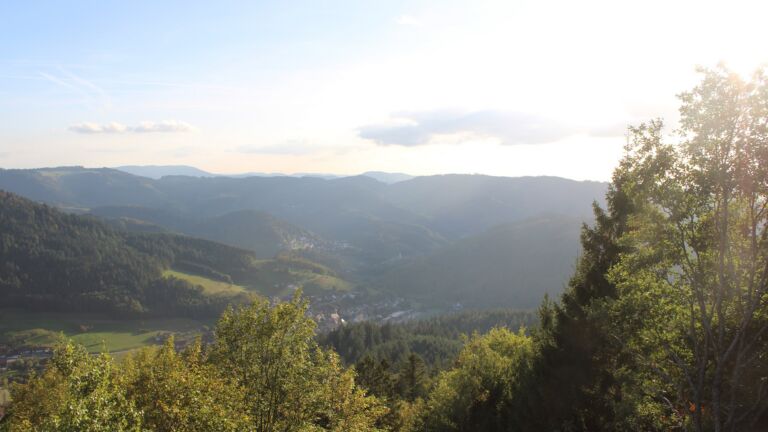 Dieses Bild zeigt eine Webcam-Aufnahme vom Achertal, aufgenommen am Freitag, den 02.10.2026 um 17:50 Uhr. Die Temperatur betrug 19.7°C.