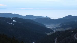 Dieses Bild zeigt eine Webcam-Aufnahme vom Achertal, aufgenommen am Donnerstag, den 22.01.2026 um 17:30 Uhr. Die Temperatur betrug 3.1°C.