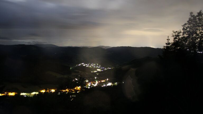 Dieses Bild zeigt eine Webcam-Aufnahme vom Achertal, aufgenommen am Freitag, den 05.06.2026 um 03:20 Uhr. Die Temperatur betrug 9.1°C.