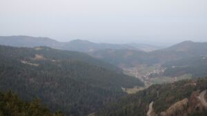 Dieses Bild zeigt eine Webcam-Aufnahme vom Achertal, aufgenommen am Samstag, den 07.03.2026 um 07:40 Uhr. Die Temperatur betrug 9.4°C.