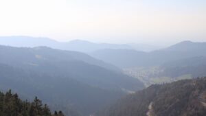 Dieses Bild zeigt eine Webcam-Aufnahme vom Achertal, aufgenommen am Donnerstag, den 19.03.2026 um 16:30 Uhr. Die Temperatur betrug 8.2°C.