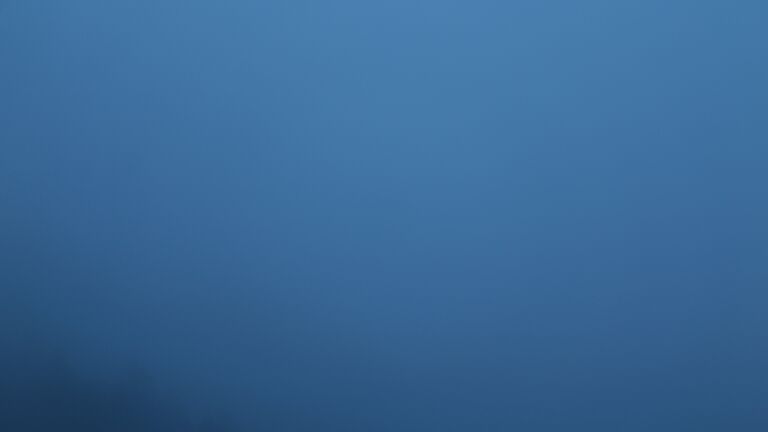 Dieses Bild zeigt eine Webcam-Aufnahme vom Achertal, aufgenommen am Sonntag, den 07.12.2025 um 16:50 Uhr. Die Temperatur betrug 5.4°C.