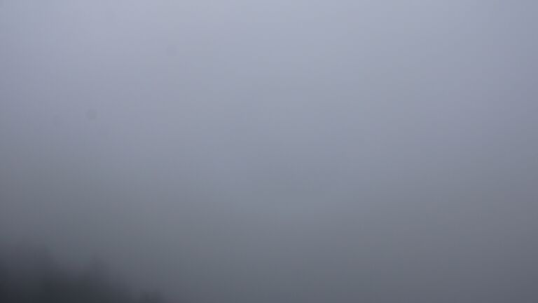 Dieses Bild zeigt eine Webcam-Aufnahme vom Achertal, aufgenommen am Sonntag, den 05.10.2025 um 13:20 Uhr. Die Temperatur betrug 3.8°C.