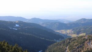 Dieses Bild zeigt eine Webcam-Aufnahme vom Achertal, aufgenommen am Freitag, den 16.01.2026 um 14:50 Uhr. Die Temperatur betrug 9.6°C.