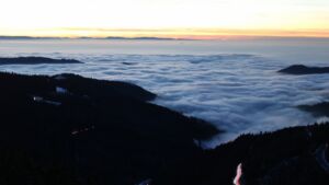 Dieses Bild zeigt eine Webcam-Aufnahme vom Achertal, aufgenommen am Samstag, den 22.11.2025 um 17:30 Uhr. Die Temperatur betrug -3.9°C.