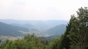 Dieses Bild zeigt eine Webcam-Aufnahme vom Achertal, aufgenommen am Sonntag, den 16.08.2026 um 15:30 Uhr. Die Temperatur betrug 29.3°C.