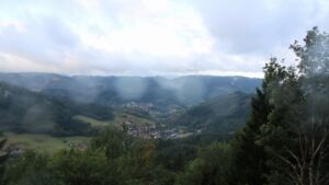 Dieses Bild zeigt eine Webcam-Aufnahme vom Achertal, aufgenommen am Montag, den 31.08.2026 um 07:40 Uhr. Die Temperatur betrug 13.2°C.