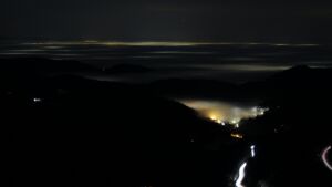 Dieses Bild zeigt eine Webcam-Aufnahme vom Achertal, aufgenommen am Dienstag, den 20.01.2026 um 22:30 Uhr. Die Temperatur betrug 5.1°C.