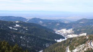 Dieses Bild zeigt eine Webcam-Aufnahme vom Achertal, aufgenommen am Dienstag, den 13.01.2026 um 12:20 Uhr. Die Temperatur betrug 7.1°C.