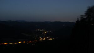 Dieses Bild zeigt eine Webcam-Aufnahme vom Achertal, aufgenommen am Donnerstag, den 25.06.2026 um 04:10 Uhr. Die Temperatur betrug 25.9°C.