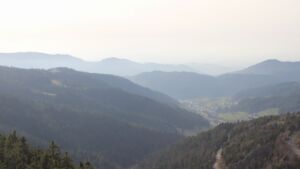 Dieses Bild zeigt eine Webcam-Aufnahme vom Achertal, aufgenommen am Donnerstag, den 05.03.2026 um 16:30 Uhr. Die Temperatur betrug 11.6°C.