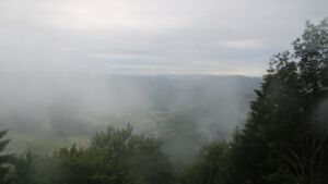 Dieses Bild zeigt eine Webcam-Aufnahme vom Achertal, aufgenommen am Freitag, den 12.06.2026 um 19:50 Uhr. Die Temperatur betrug 12.7°C.