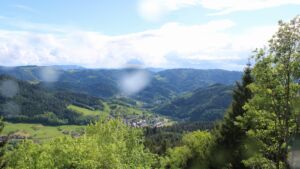Dieses Bild zeigt eine Webcam-Aufnahme vom Achertal, aufgenommen am Donnerstag, den 14.05.2026 um 17:10 Uhr. Die Temperatur betrug 6.6°C.