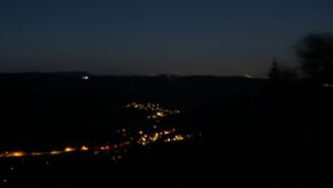 Dieses Bild zeigt eine Webcam-Aufnahme vom Achertal, aufgenommen am Sonntag, den 06.09.2026 um 05:50 Uhr. Die Temperatur betrug 13.9°C.