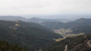 Dieses Bild zeigt eine Webcam-Aufnahme vom Achertal, aufgenommen am Freitag, den 13.02.2026 um 16:10 Uhr. Die Temperatur betrug 3.6°C.