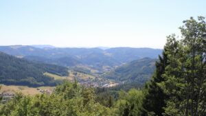 Dieses Bild zeigt eine Webcam-Aufnahme vom Achertal, aufgenommen am Mittwoch, den 12.08.2026 um 15:40 Uhr. Die Temperatur betrug 34.2°C.