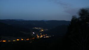 Dieses Bild zeigt eine Webcam-Aufnahme vom Achertal, aufgenommen am Dienstag, den 11.08.2026 um 05:20 Uhr. Die Temperatur betrug 19.8°C.