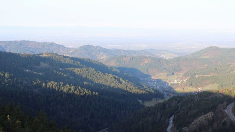 Dieses Bild zeigt eine Webcam-Aufnahme vom Achertal, aufgenommen am Freitag, den 27.02.2026 um 08:20 Uhr. Die Temperatur betrug 11°C.