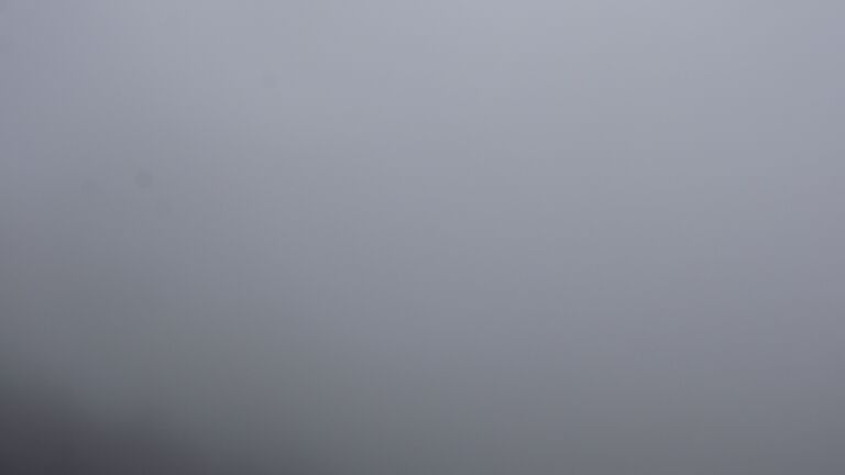 Dieses Bild zeigt eine Webcam-Aufnahme vom Achertal, aufgenommen am Dienstag, den 21.10.2025 um 11:30 Uhr. Die Temperatur betrug 7.4°C.