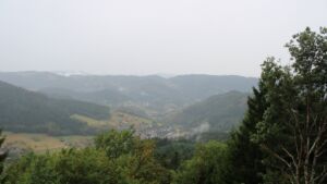 Dieses Bild zeigt eine Webcam-Aufnahme vom Achertal, aufgenommen am Freitag, den 21.08.2026 um 14:20 Uhr. Die Temperatur betrug 12.1°C.