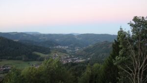 Dieses Bild zeigt eine Webcam-Aufnahme vom Achertal, aufgenommen am Sonntag, den 06.09.2026 um 06:40 Uhr. Die Temperatur betrug 13.8°C.