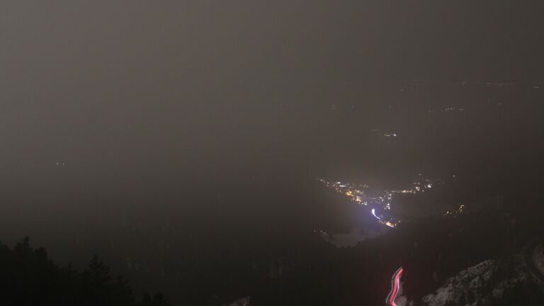 Dieses Bild zeigt eine Webcam-Aufnahme vom Achertal, aufgenommen am Montag, den 12.01.2026 um 19:00 Uhr. Die Temperatur betrug 3.8°C.