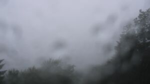 Dieses Bild zeigt eine Webcam-Aufnahme vom Achertal, aufgenommen am Freitag, den 12.06.2026 um 10:10 Uhr. Die Temperatur betrug 9.8°C.