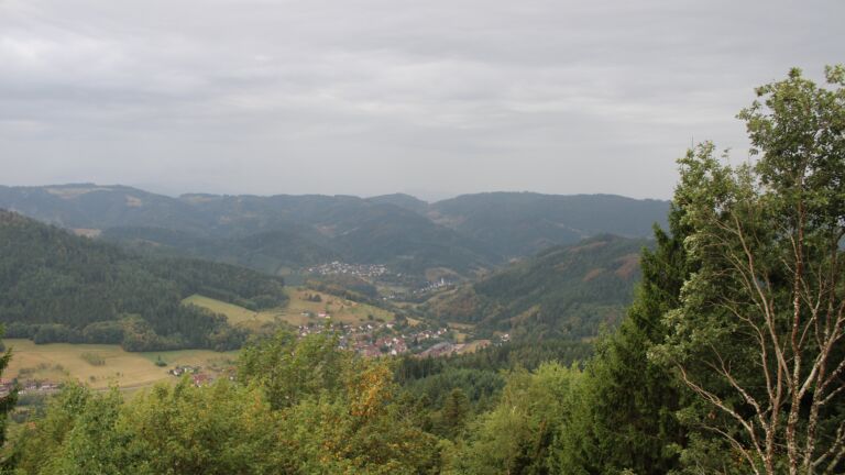 Dieses Bild zeigt eine Webcam-Aufnahme vom Achertal, aufgenommen am Freitag, den 21.08.2026 um 18:40 Uhr. Die Temperatur betrug 14.9°C.