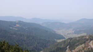 Dieses Bild zeigt eine Webcam-Aufnahme vom Achertal, aufgenommen am Montag, den 09.03.2026 um 11:10 Uhr. Die Temperatur betrug 11.7°C.