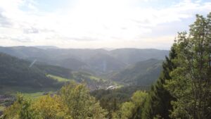 Dieses Bild zeigt eine Webcam-Aufnahme vom Achertal, aufgenommen am Donnerstag, den 22.10.2026 um 15:40 Uhr. Die Temperatur betrug 9.5°C.