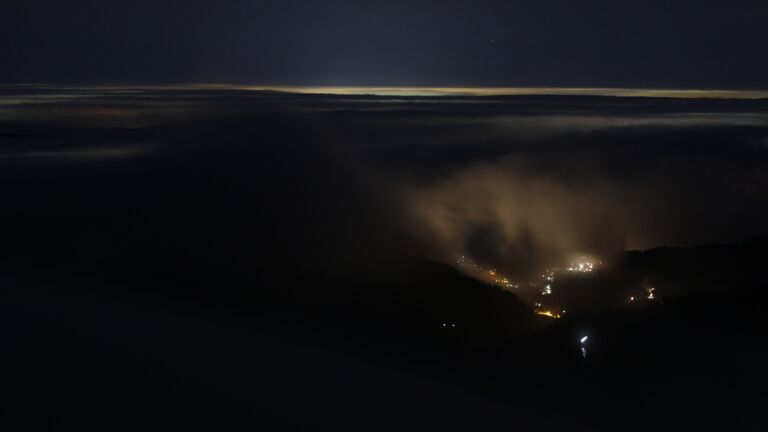 Dieses Bild zeigt eine Webcam-Aufnahme vom Achertal, aufgenommen am Dienstag, den 23.12.2025 um 06:40 Uhr. Die Temperatur betrug -0.8°C.