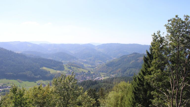 Dieses Bild zeigt eine Webcam-Aufnahme vom Achertal, aufgenommen am Dienstag, den 22.09.2026 um 13:50 Uhr. Die Temperatur betrug 20.6°C.
