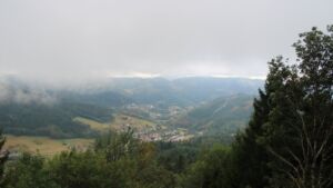 Dieses Bild zeigt eine Webcam-Aufnahme vom Achertal, aufgenommen am Samstag, den 22.08.2026 um 09:10 Uhr. Die Temperatur betrug 10.8°C.